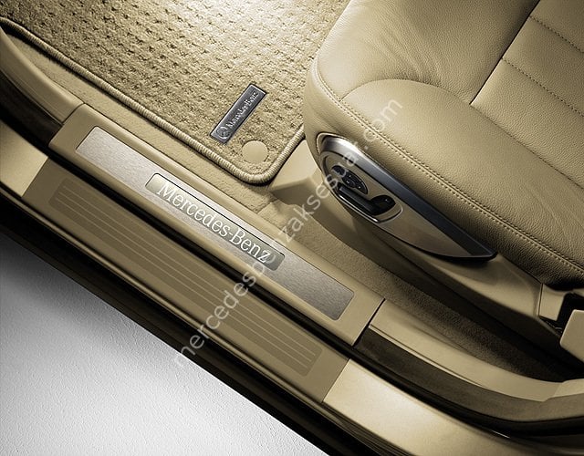 Mercedes Benz Krom Kapı Eşik Kaplaması Sol