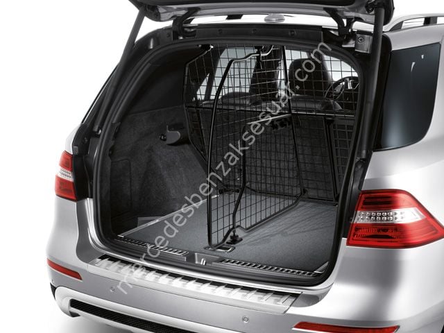 Mercedes Benz Bagaj Bölmesi