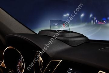 Mercedes Benz Head-up-Display Kiti