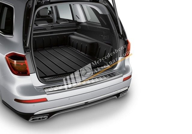 Mercedes Benz Bagaj Havuz Paspas