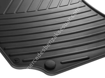 Mercedes Benz Lastik paspas siyah