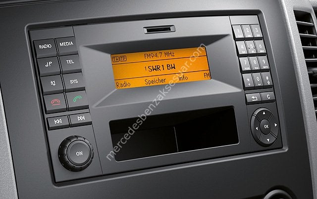 Mercedes Benz Audio 10 Radio CD