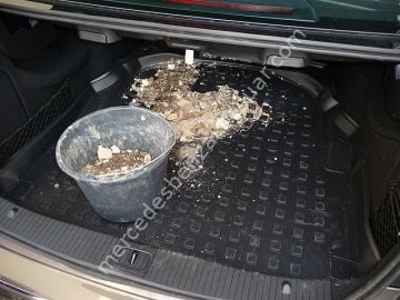 Mercedes Benz Bagaj Havuz Paspas Alçak Kenarlı