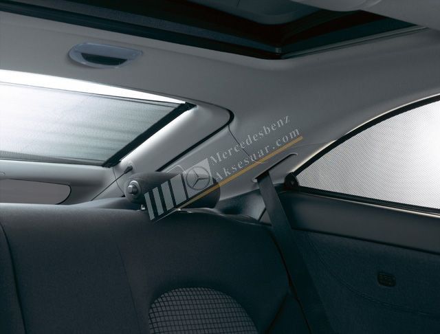 Mercedes Benz Arka Kapı Cam Perdesi Sağ