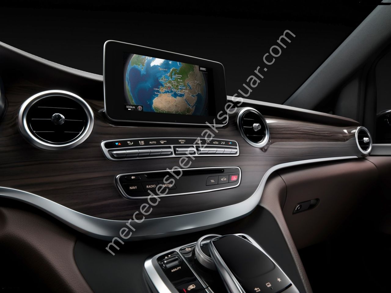 Mercedes Benz COMAND