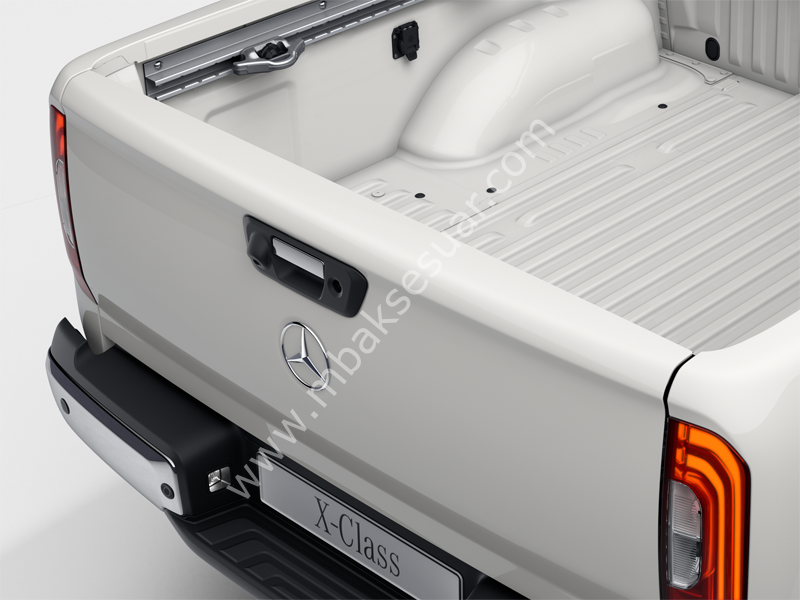 Mercedes Benz X Class Kilit ve Kamera Muhafazası