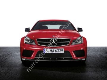 C 63 AMG BLACK SERİES GÖRÜNÜM PAKETİ
