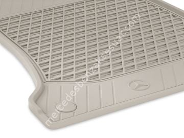 Mercedes Benz Lastik Paspas Ön Sağ / Sol