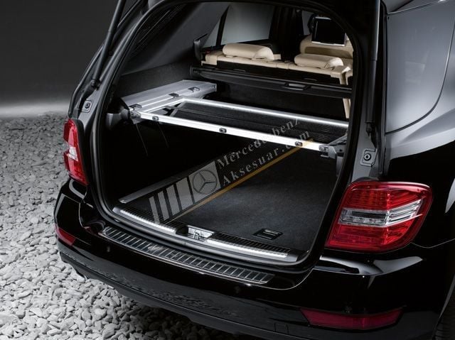 Mercedes Benz Bagaj İçi Yük Bölmesi