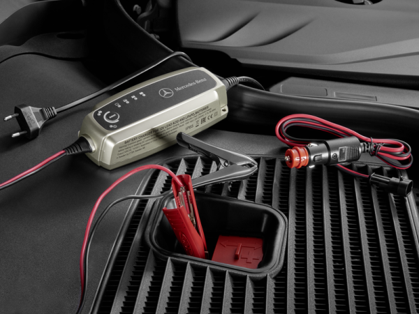 Mercedes Benz Akü Şarz Aleti 5 A