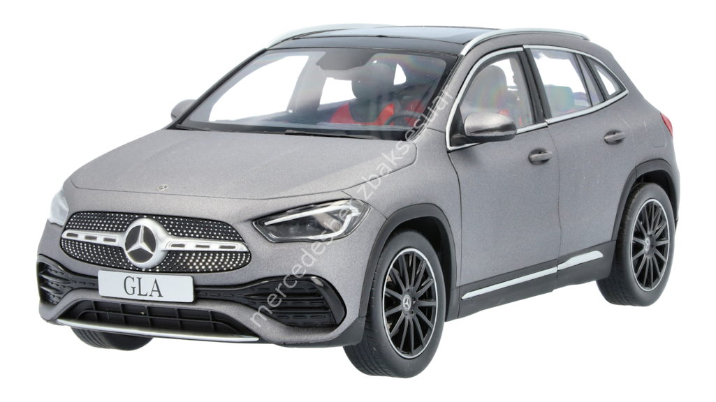 Mercedes Benz GLA, SUV, AMG Line, H247