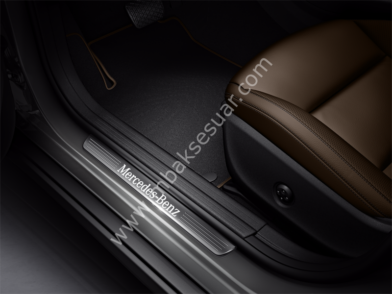 Mercedes Benz Işıklı Basamak