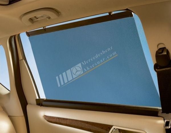 Mercedes Benz Arka Kapı Cam Perdesi 1 Adet