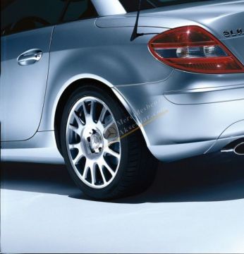 Mercedes Benz Arka Çamurluk Kenar  Kaplaması
